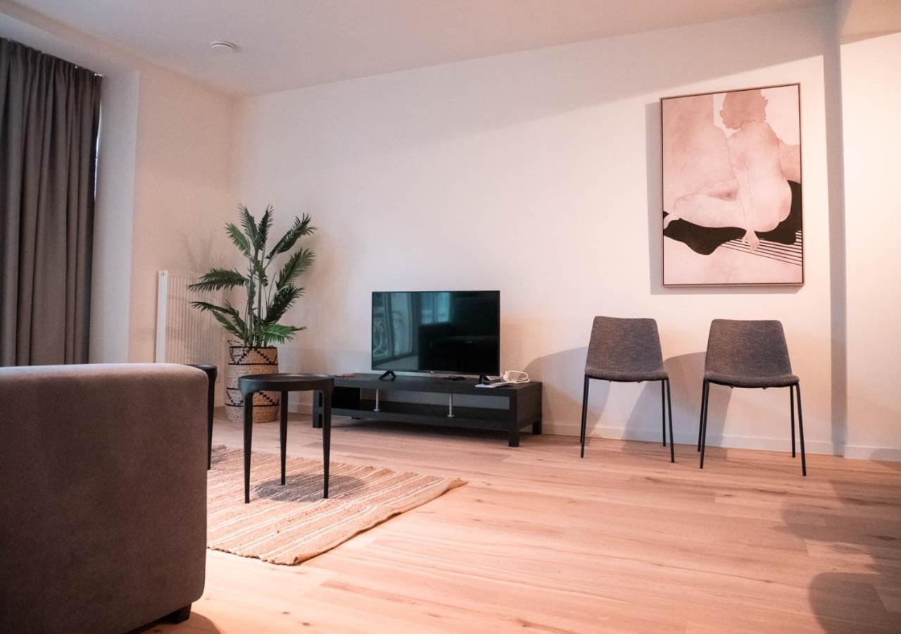 Апартаменты Smartflats - Antwerp View Экстерьер фото