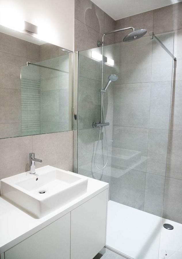 Апартаменты Smartflats - Antwerp View Экстерьер фото